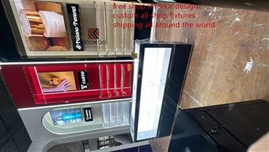 Prikažite stalak za parfemi za besplatnu trgovinu